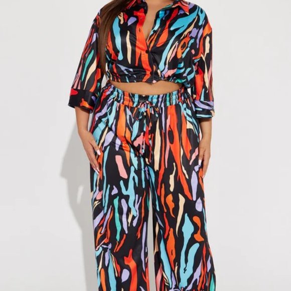 NWT Fashion Nova Multi-Color Pant Set, Color: Multi Color Size: 1X  NWT - Picture 5 of 13